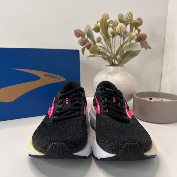 Brooks Ghost 16 Running Sneaker Lace Up Black/Pink 1204071B074 Women 6 M NWB - Picture 2 of 10